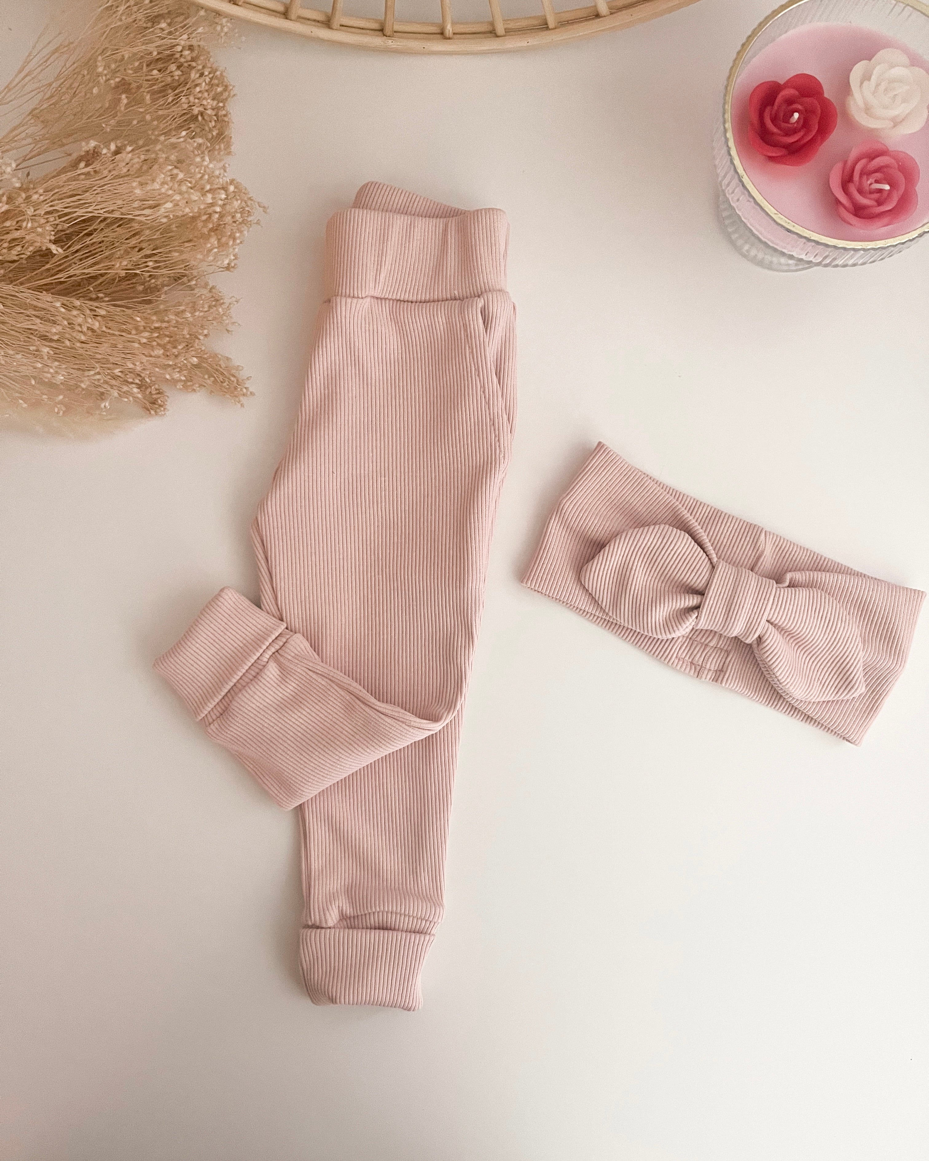 Rebraste dolgo nosljive otroške hlače (več barv)