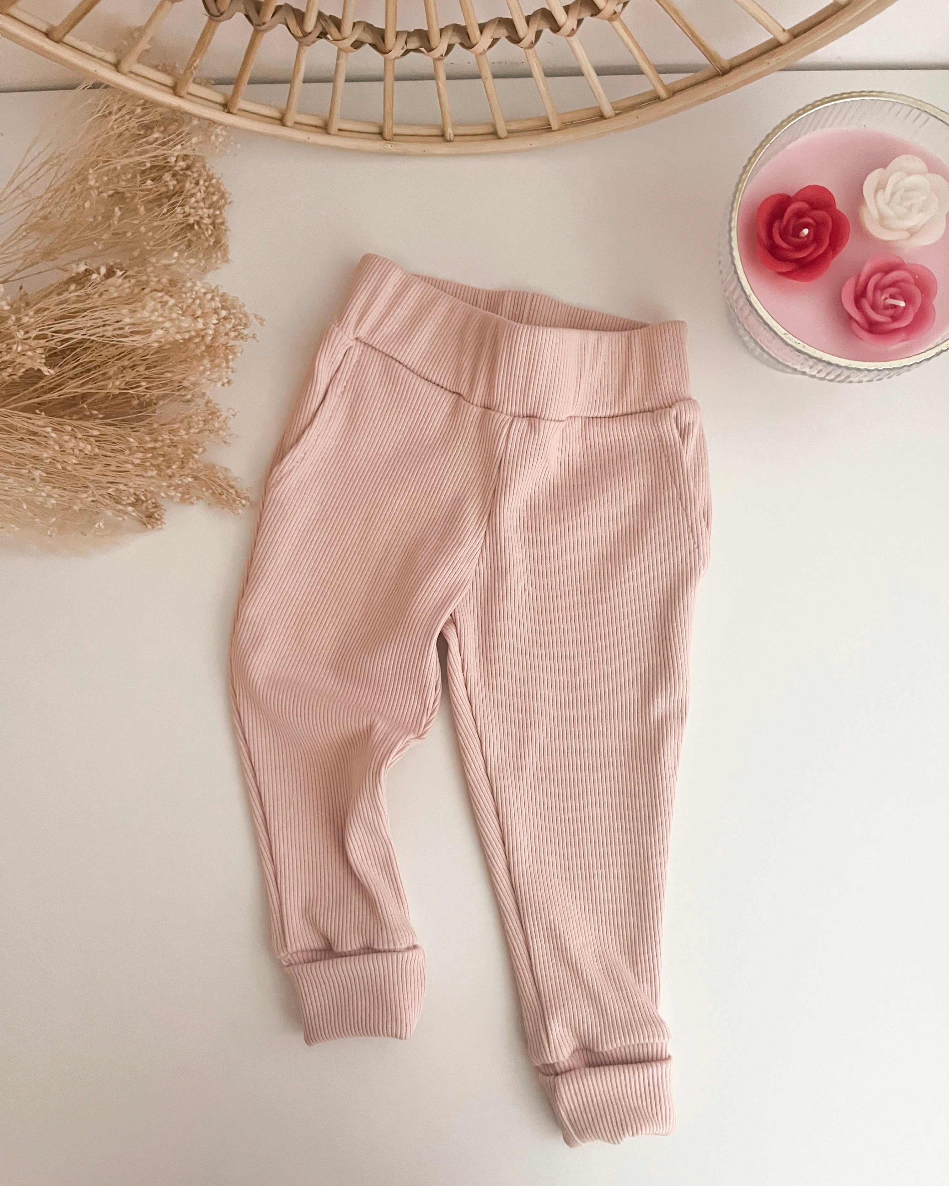 Rebraste hlače GROW WITH ME - (več barv)