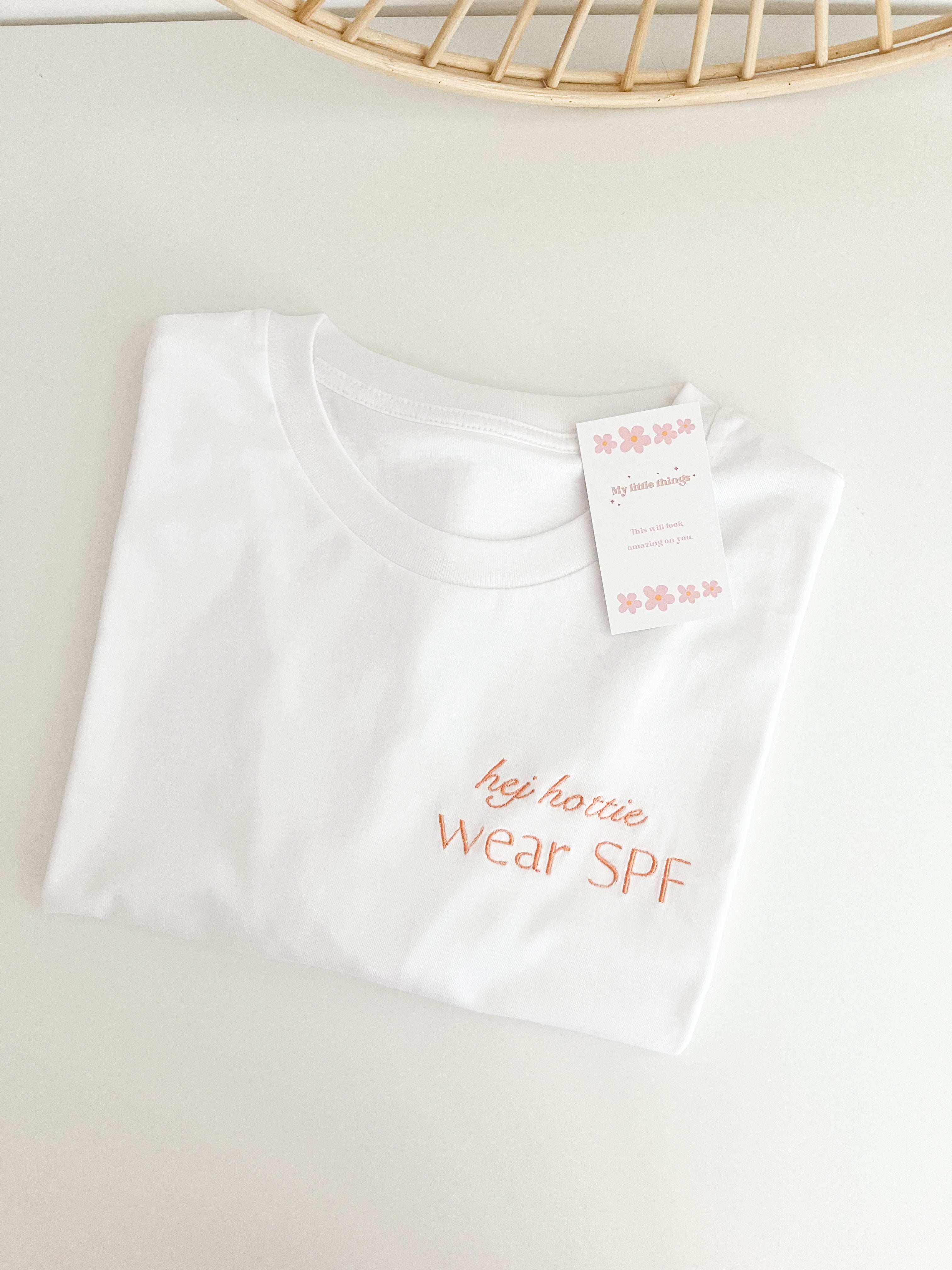 Hey hottie, wear SPF - oversized majica