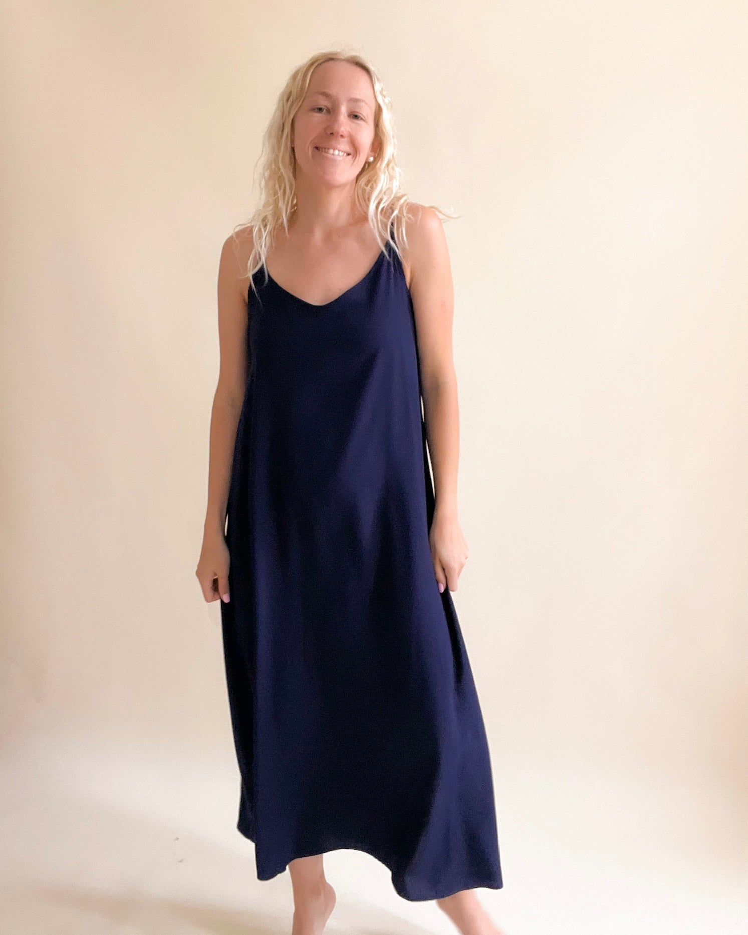 Starlight me - viskozna obleka (navy)