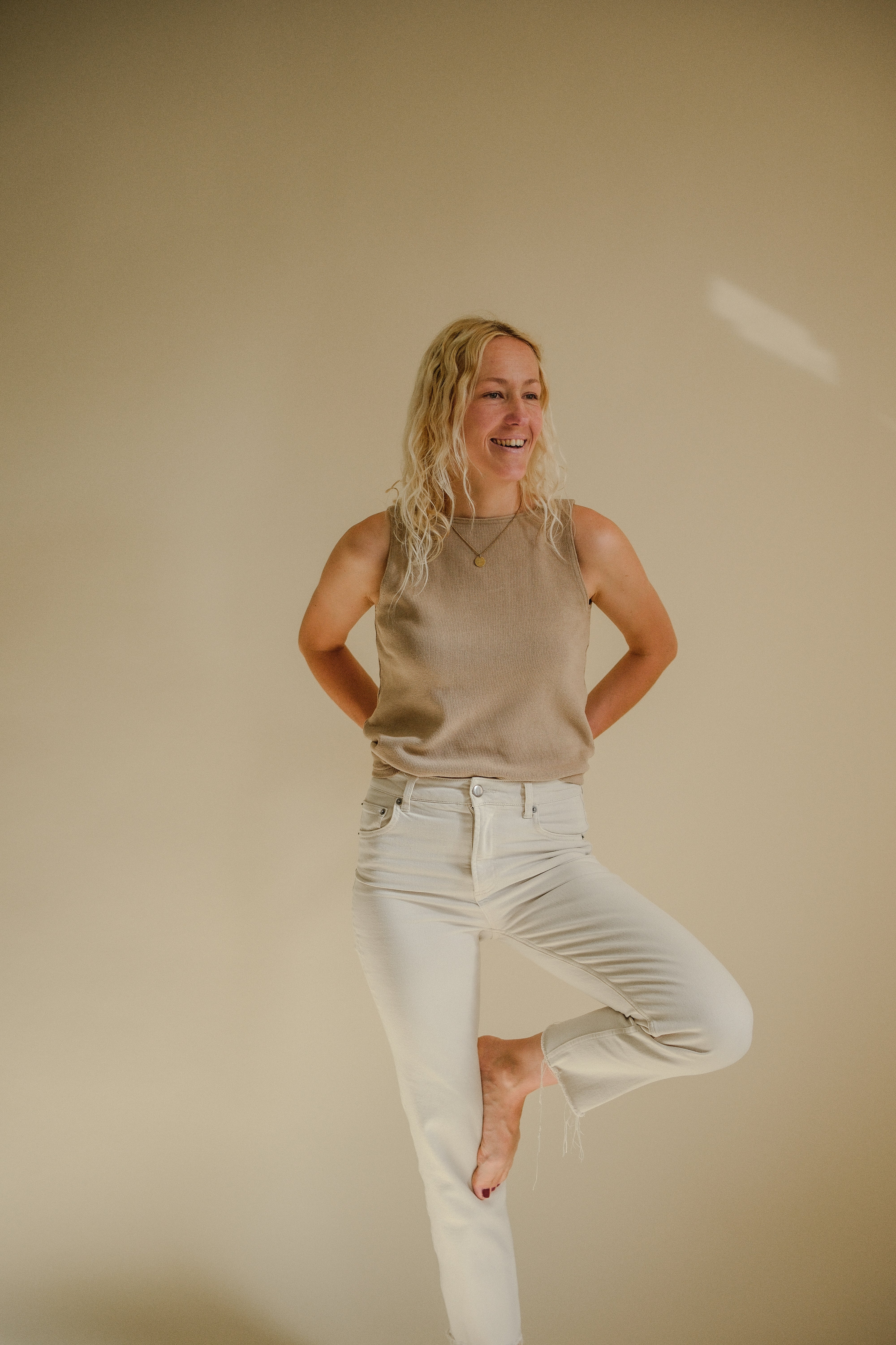 True me - pleteni top taupe