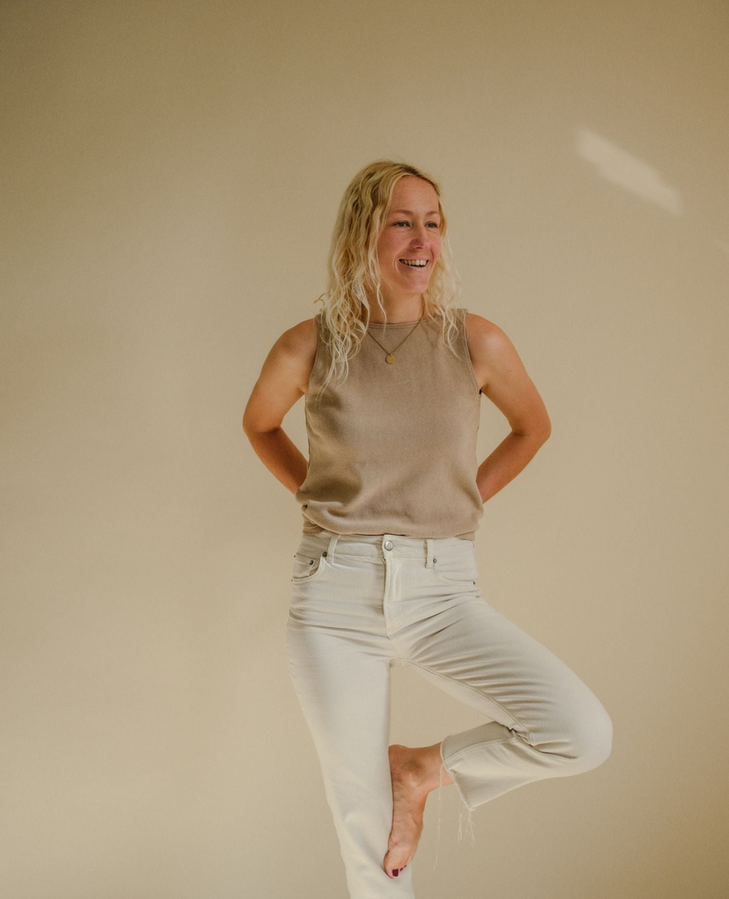 True me - pleteni top taupe