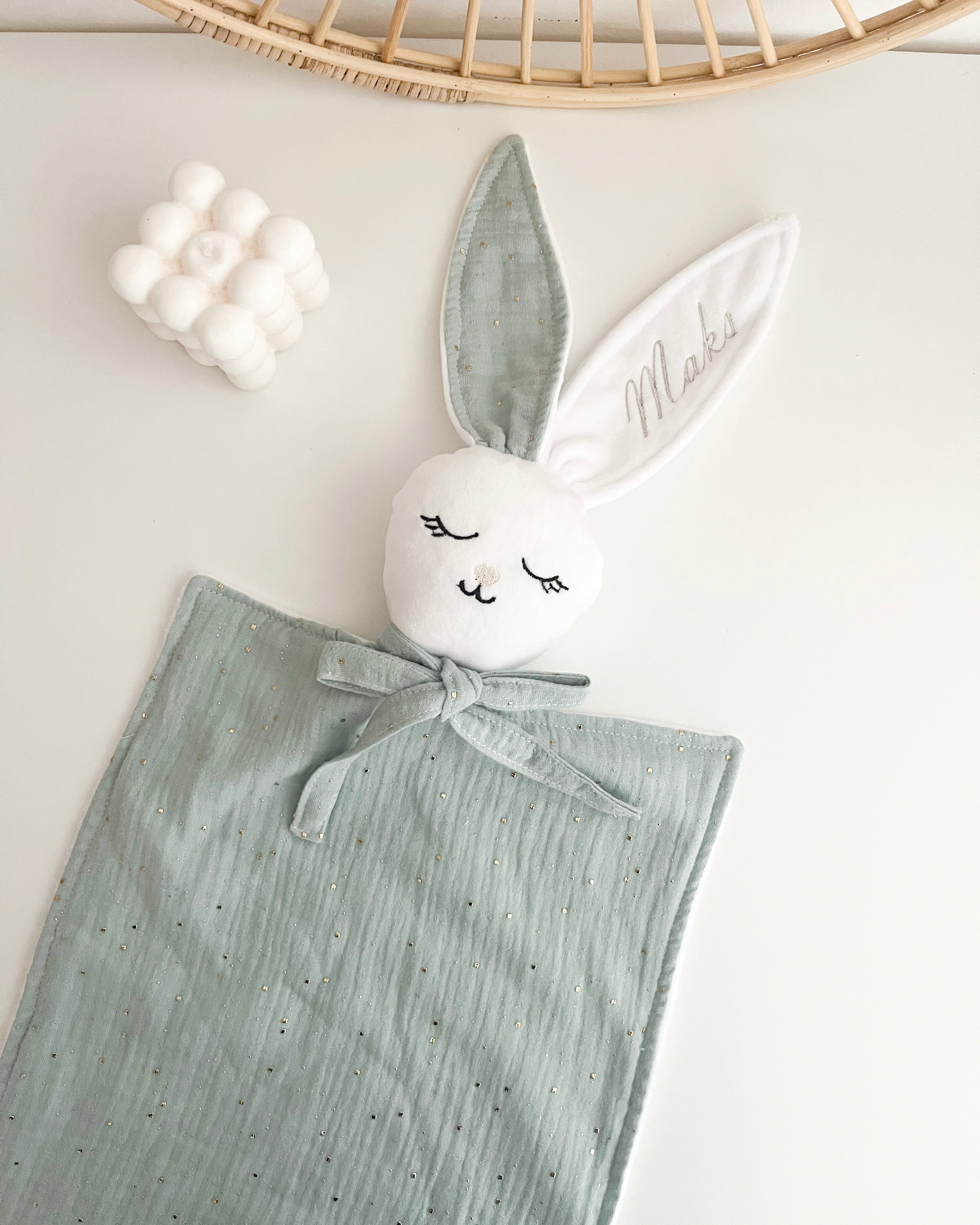 Moja prva ninica - z zlatimi pikicami (mint)