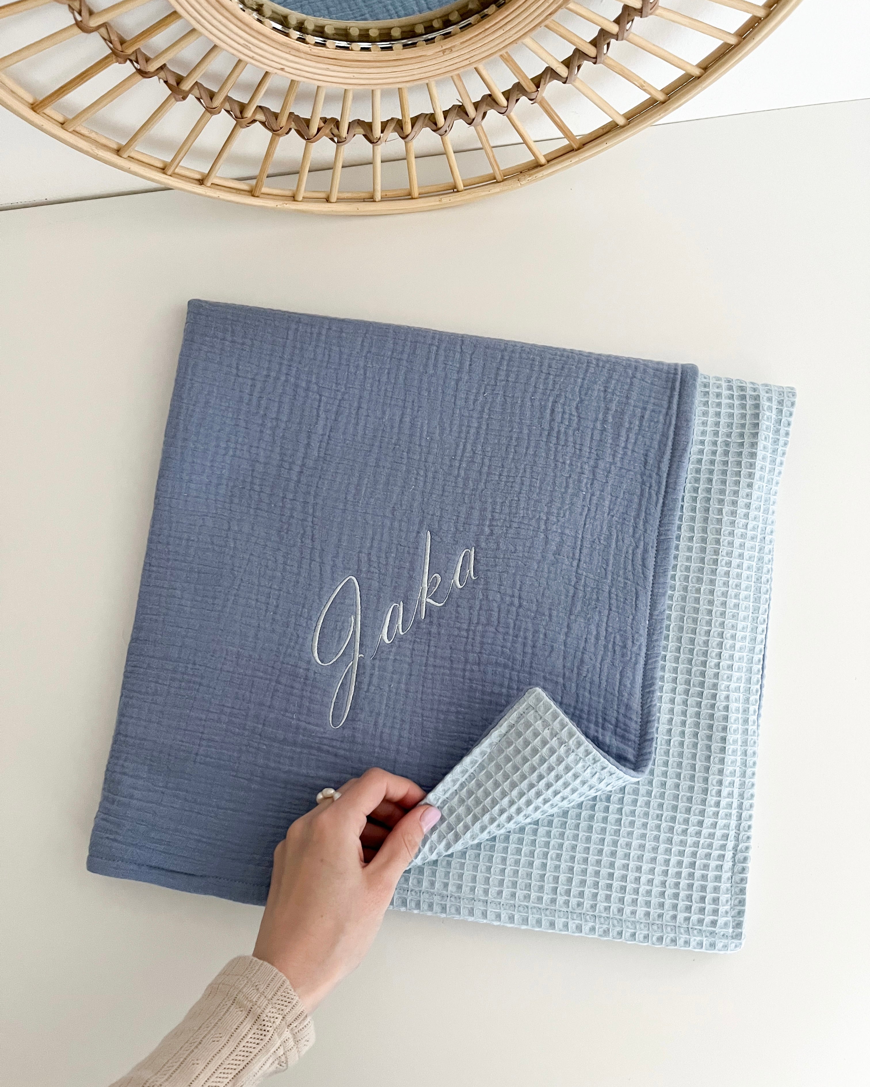 Nežna vafel/muslin odeja (baby blue)