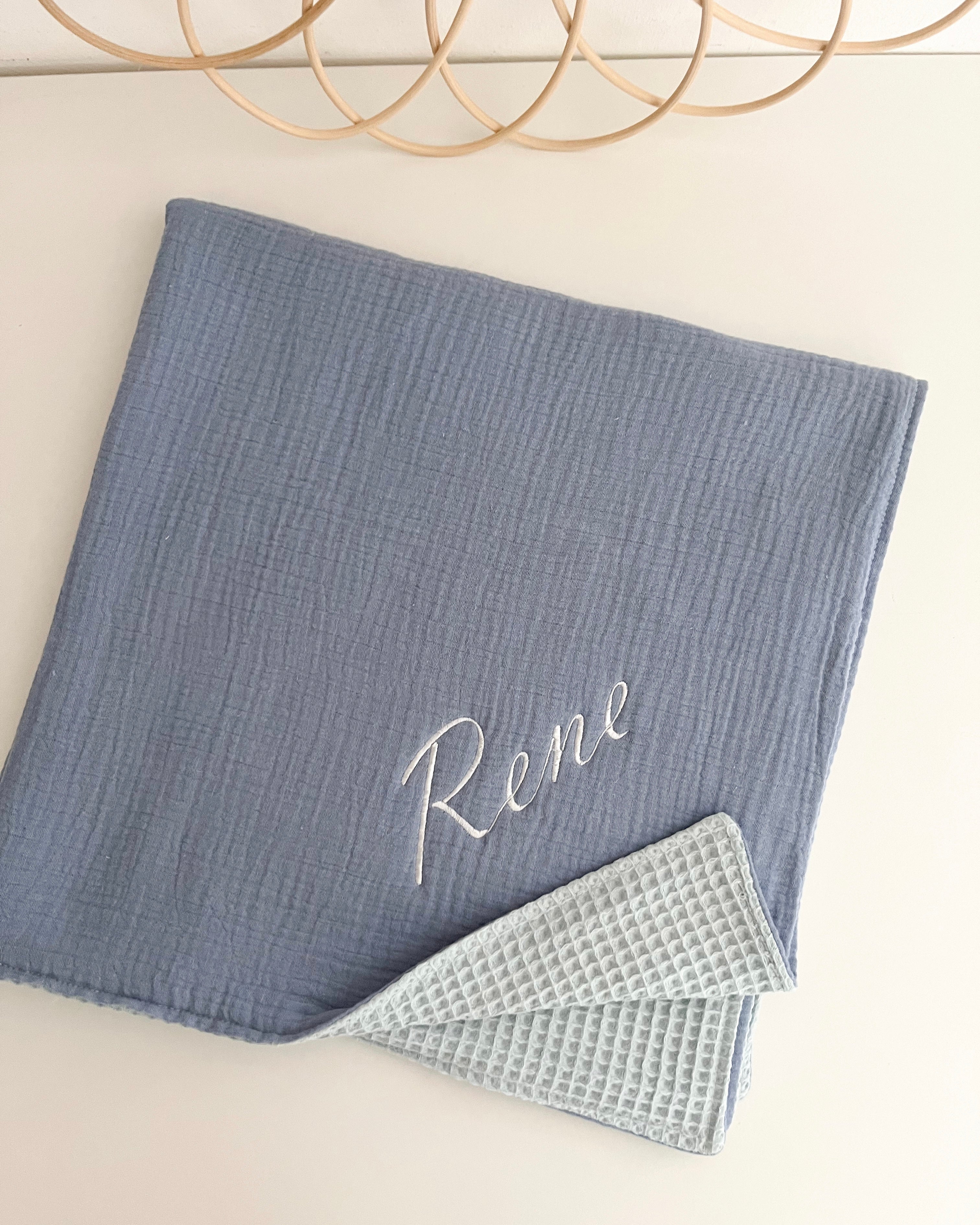 Nežna vafel/muslin odeja (baby blue)