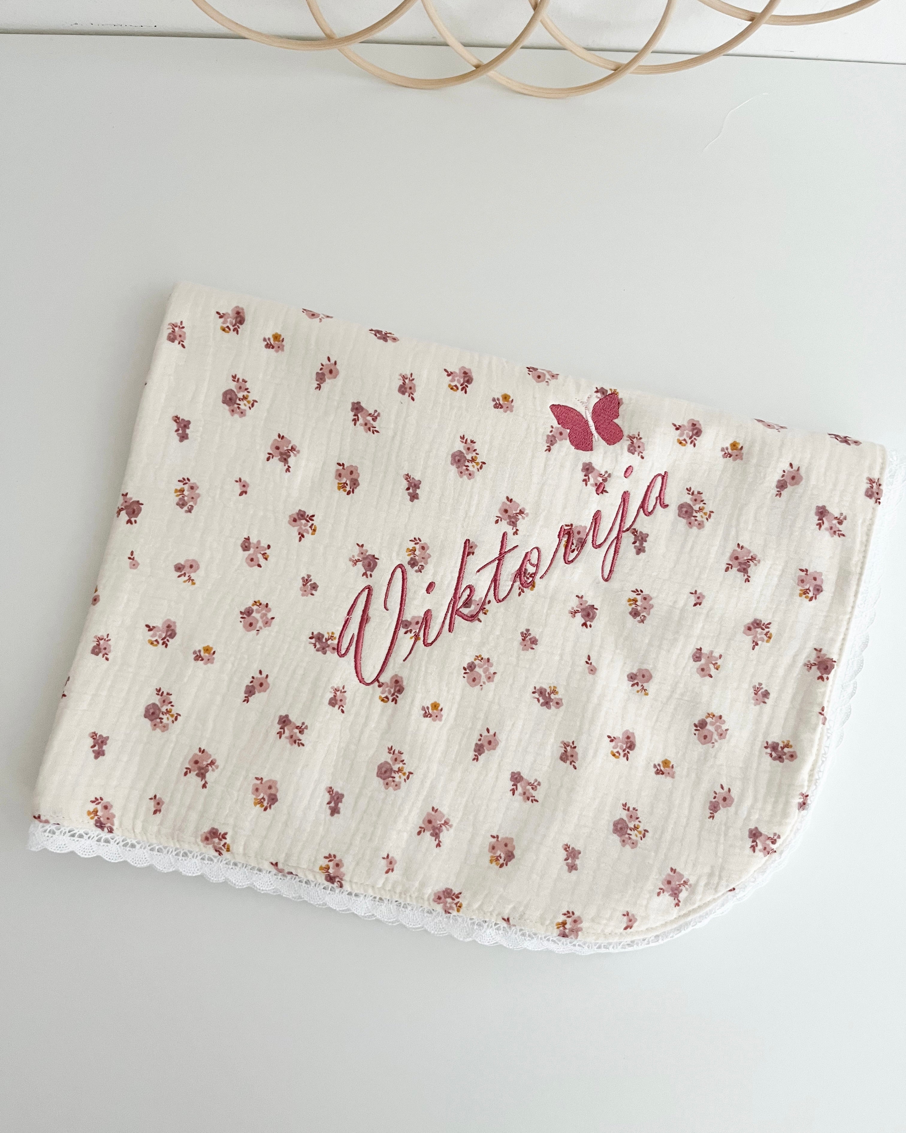 Roses odeja s čipko