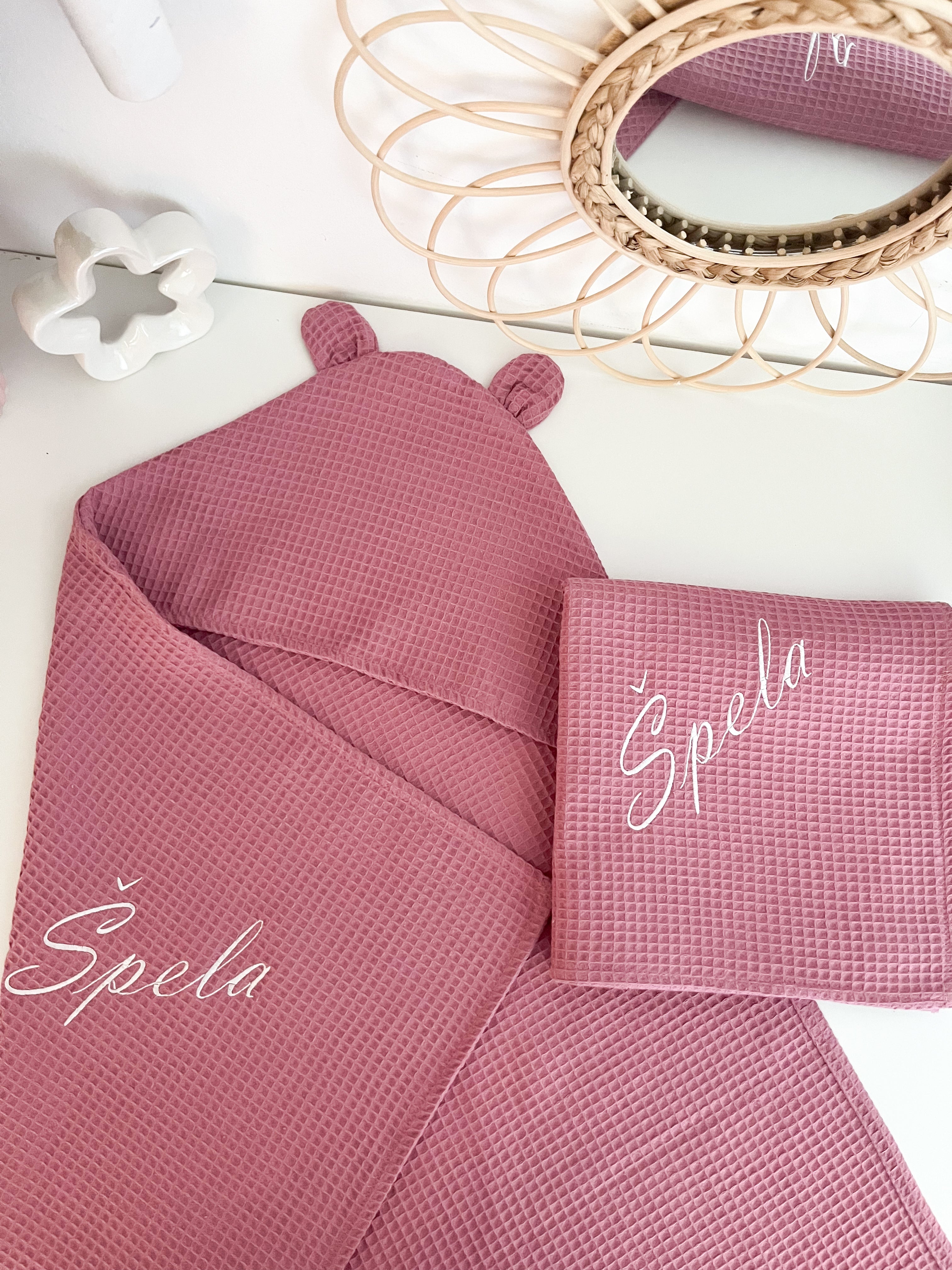 Darilni paketek za nego in crkljanje (več barv)