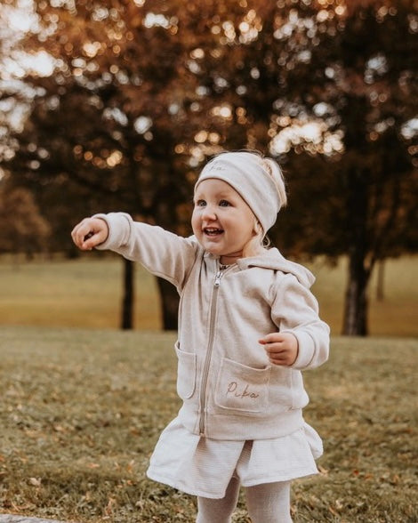 Dolgo nosljiva jopica z medo ušeski (več barv)