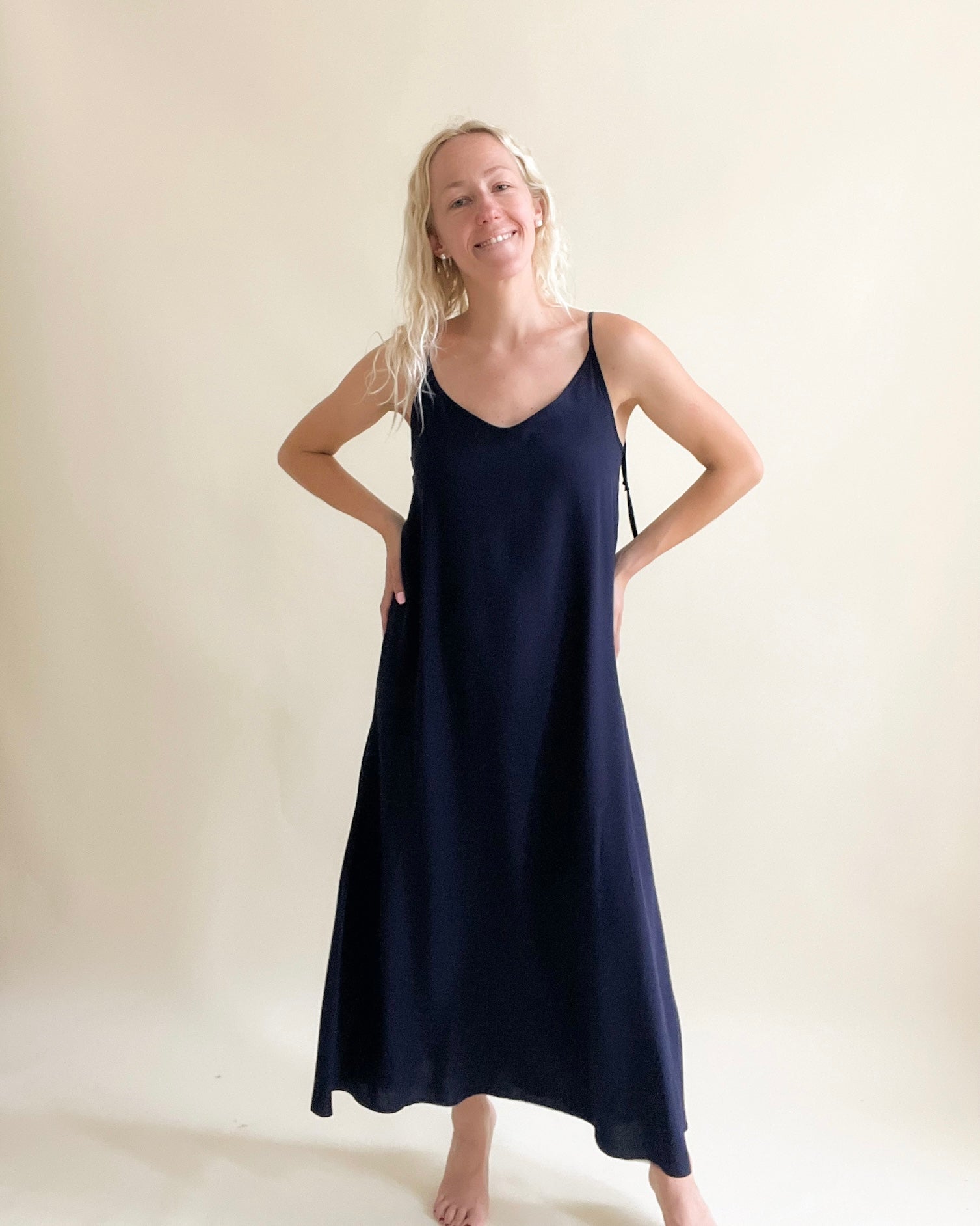 Starlight me - viskozna obleka (navy)