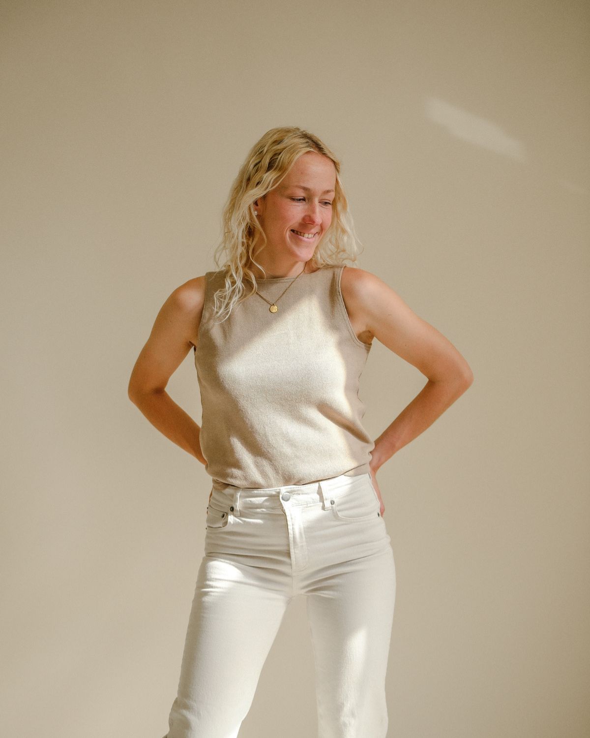 True me - pleteni top taupe