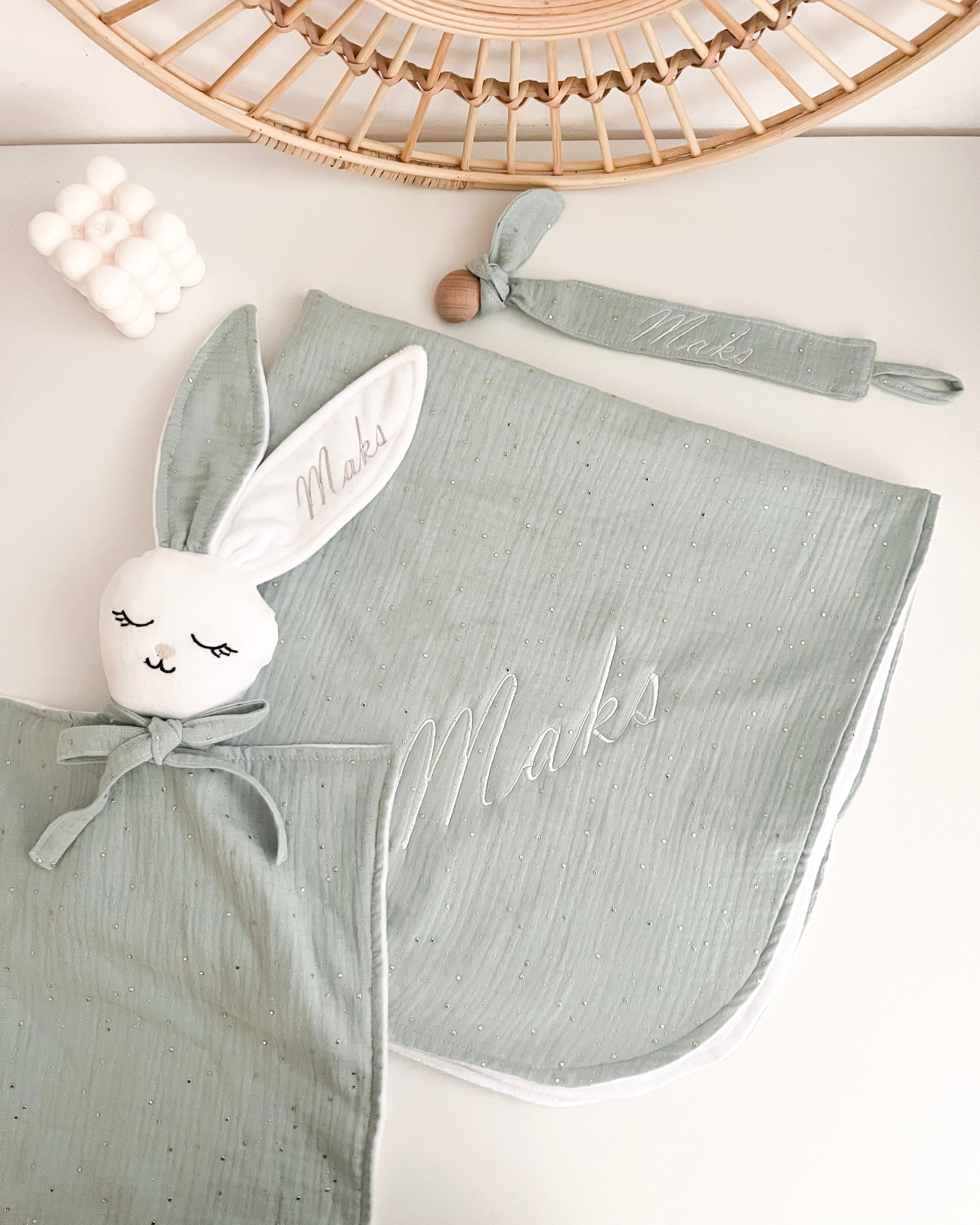 Darilni set MAXI- Prvi objem (mint)
