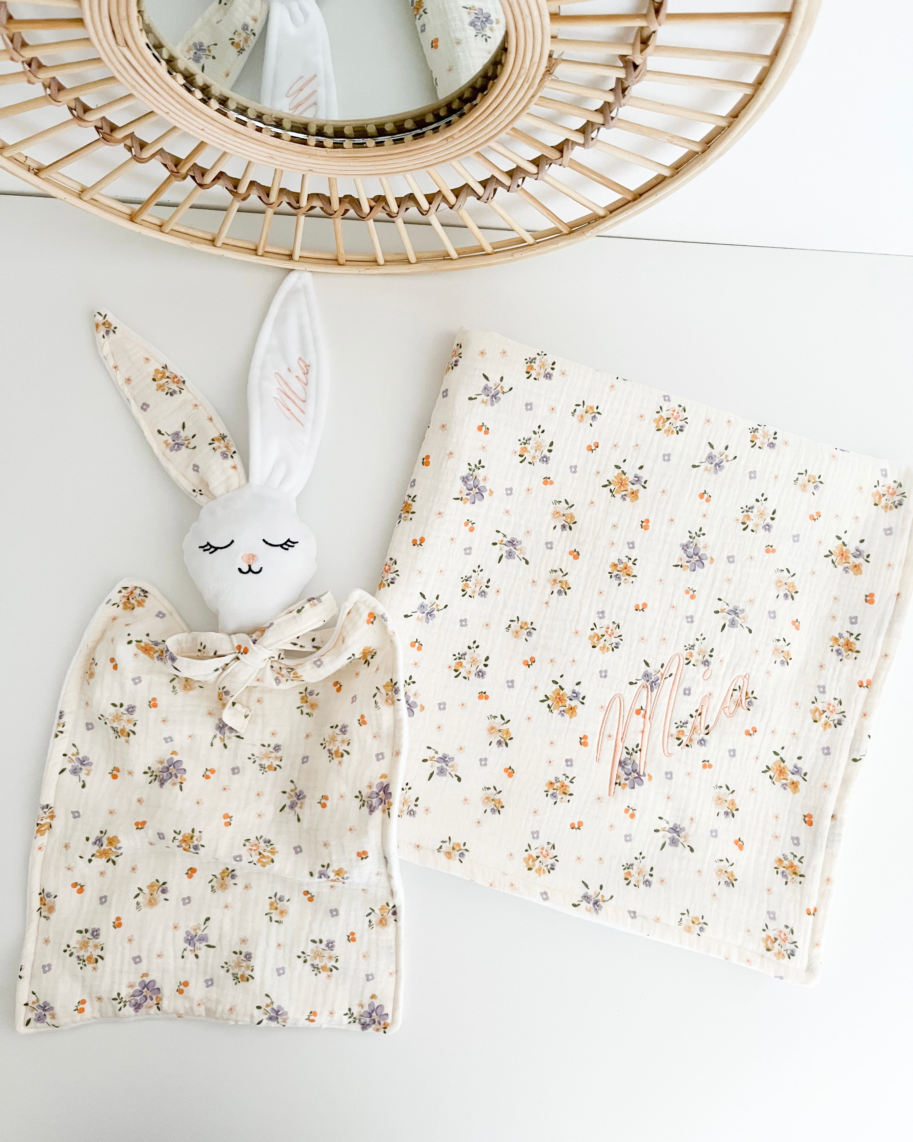 Darilni set MAXI - Prvi objem (Flowers)
