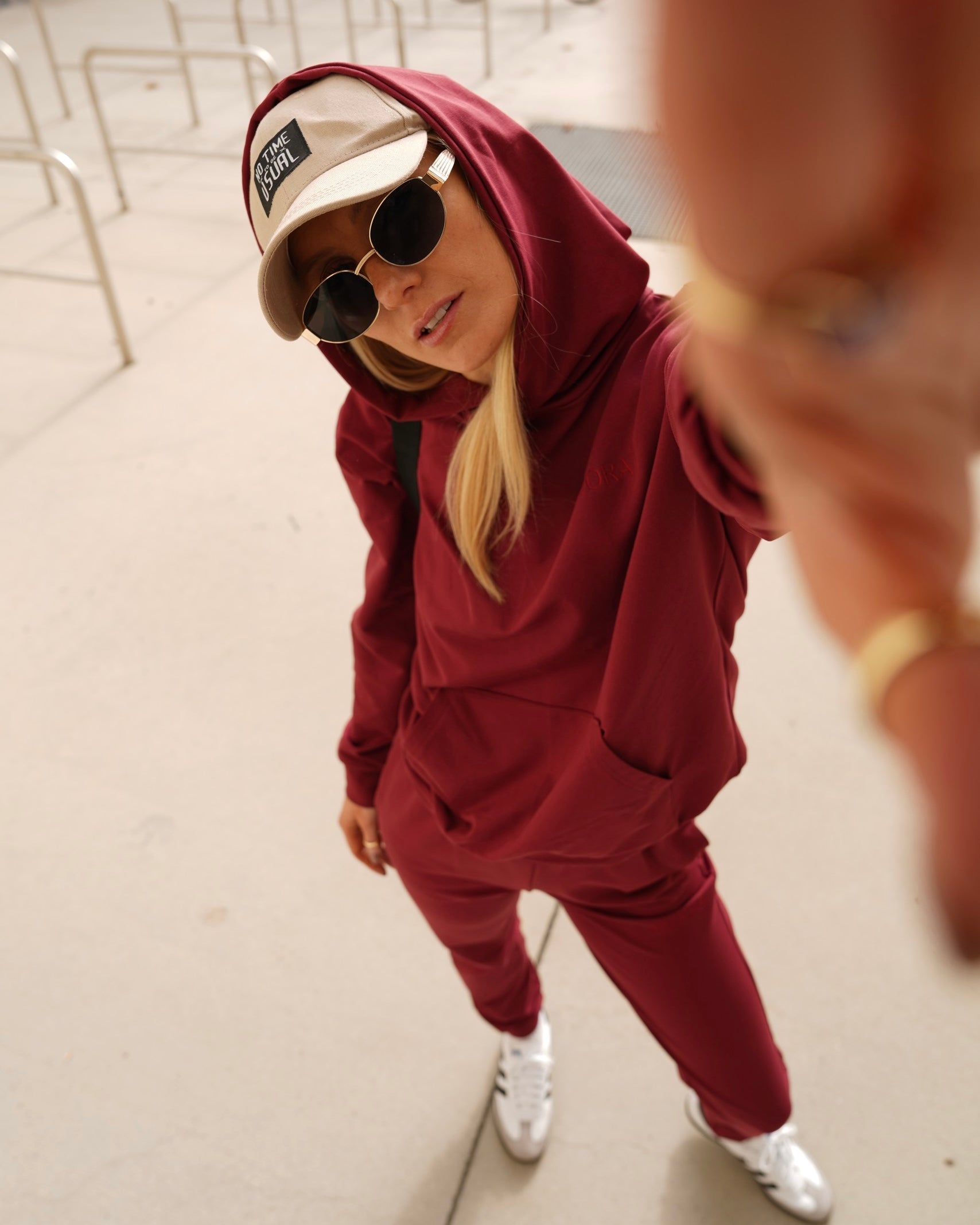 BURGUNDY ženski hoodie